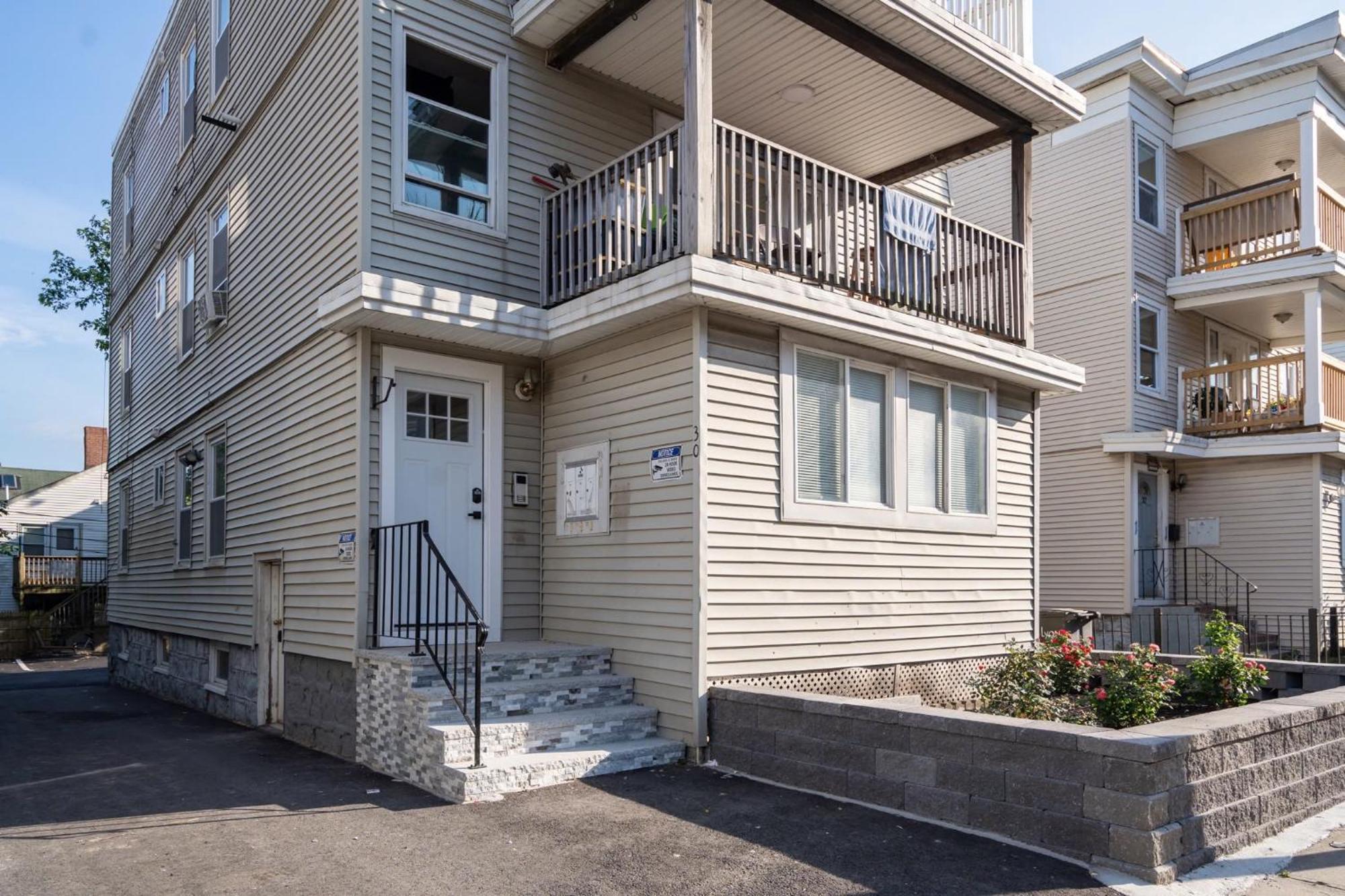 30-1 4Br Boston - Comfortable Apt Near Mbta Экстерьер фото